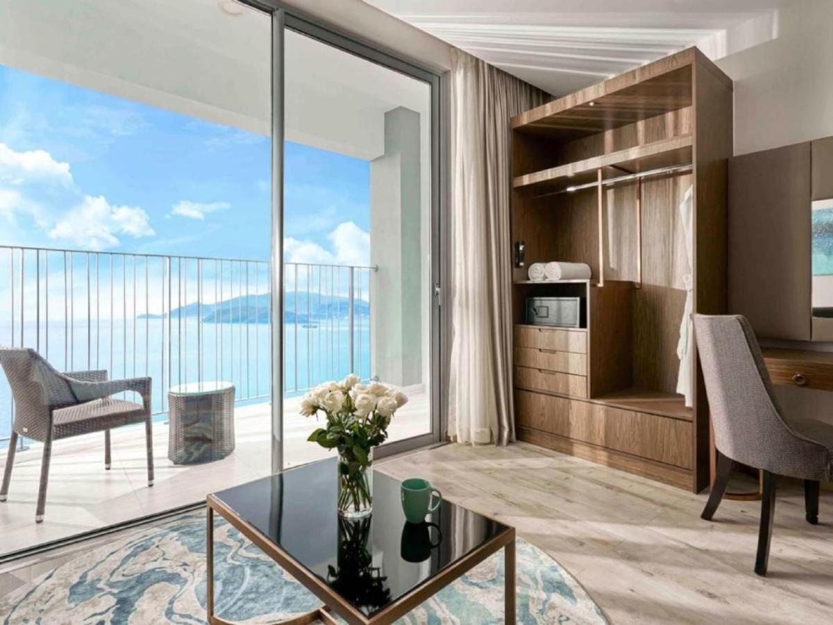 Panorama Lyn Beachfront Apartment 芽庄 外观 照片