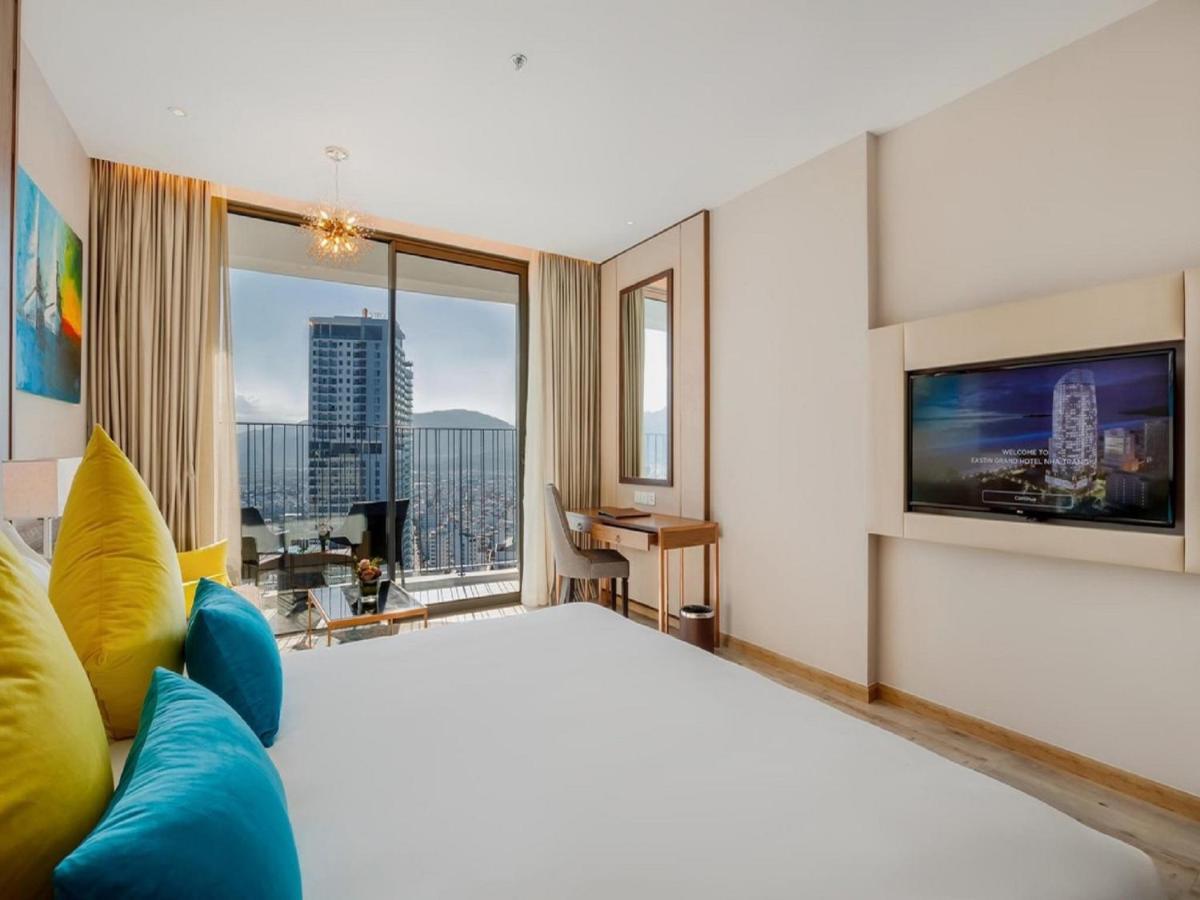 Panorama Lyn Beachfront Apartment 芽庄 外观 照片